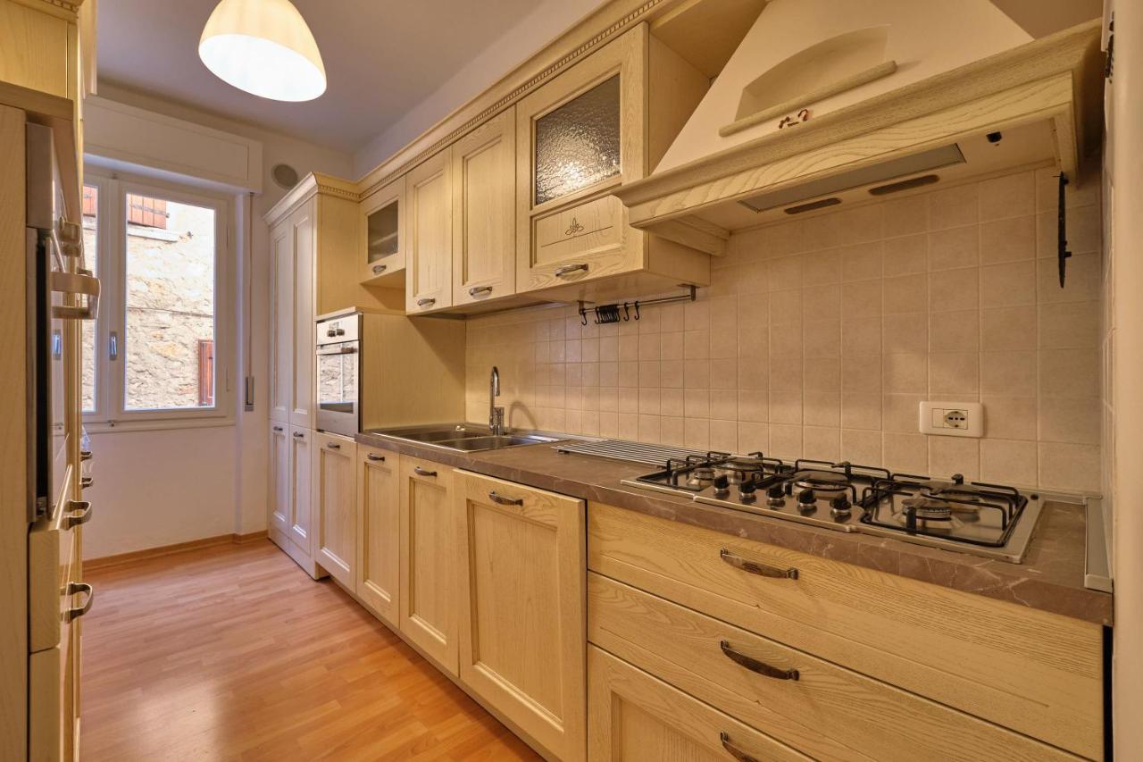 Apartmentsgarda - Residenza Dei Navigatori Torri Del Benaco Eksteriør billede