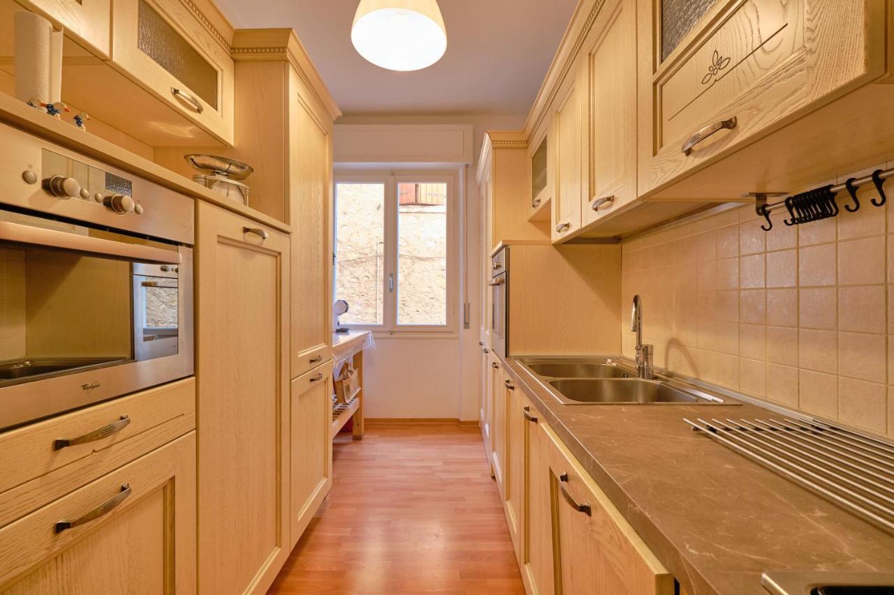 Apartmentsgarda - Residenza Dei Navigatori Torri Del Benaco Eksteriør billede